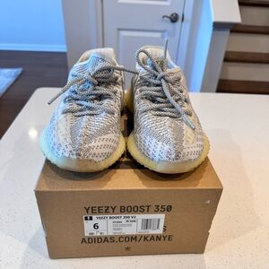 Yeezy Boost 350 V2 US men’s size 6